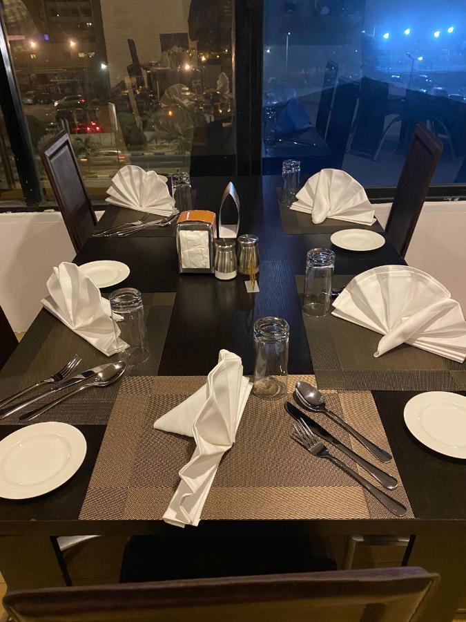 Posh Hotel And Suites Victoria Island Lagos Esterno foto