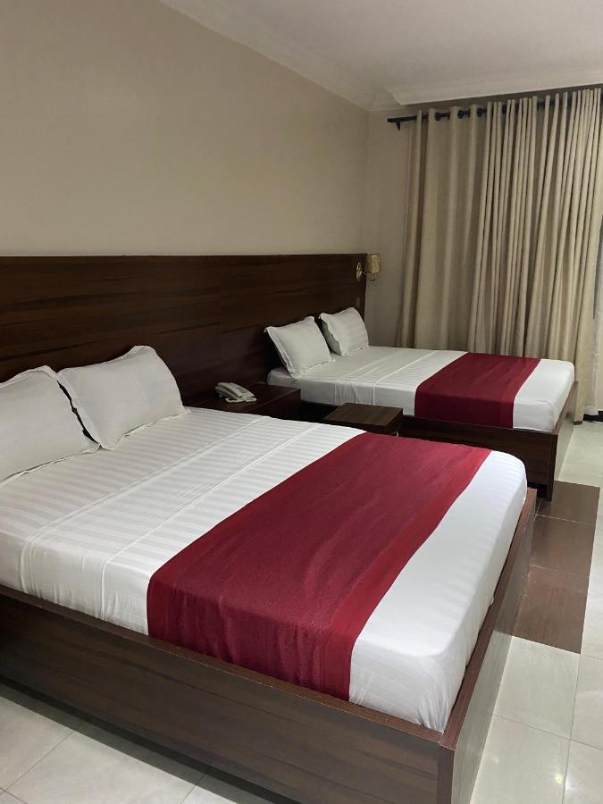 Posh Hotel And Suites Victoria Island Lagos Esterno foto