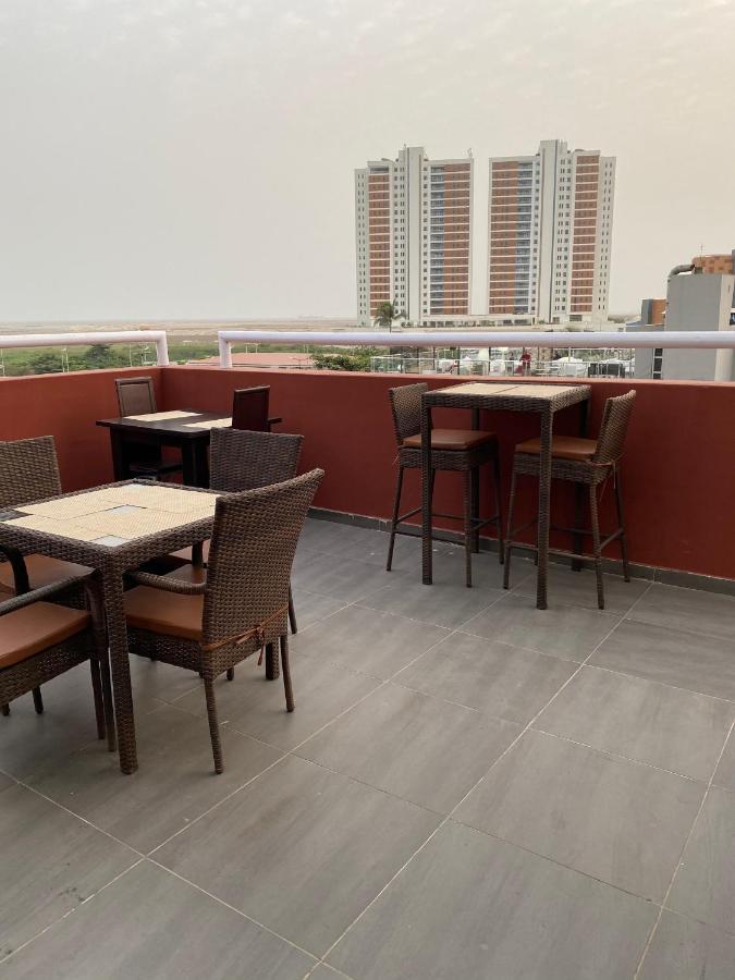 Posh Hotel And Suites Victoria Island Lagos Esterno foto